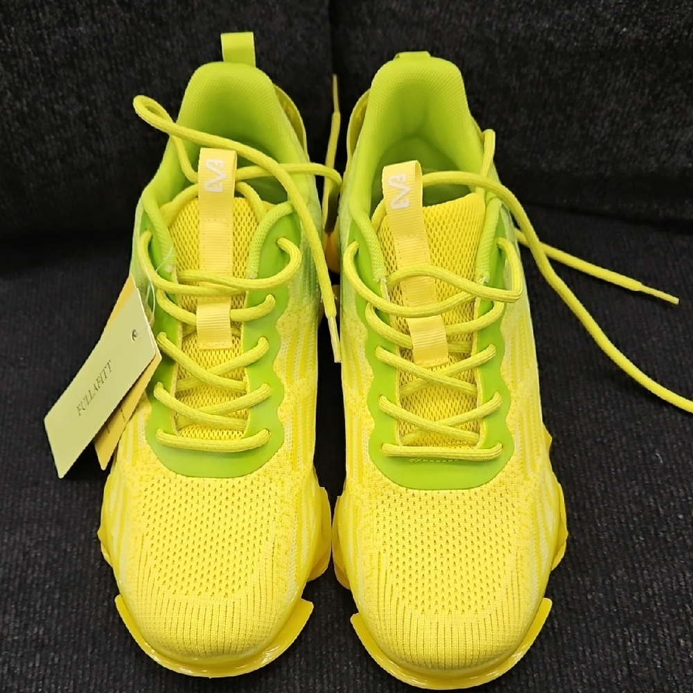 FLASH SALE :Fullafit Size 9 US 7 UK-NWT Today Only!
